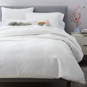 West Elm modern geo duvet cover - white, queen